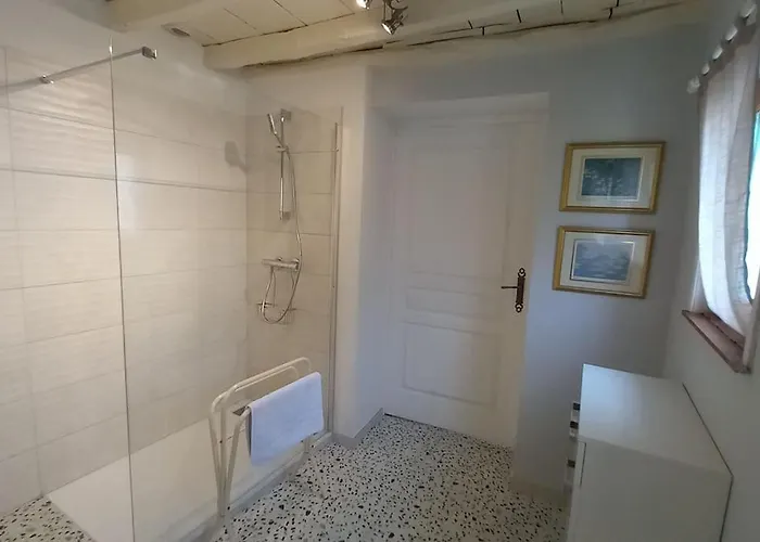 Le Logis De La Tour Loudun